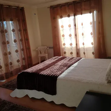 Luxury In Villa Nazare