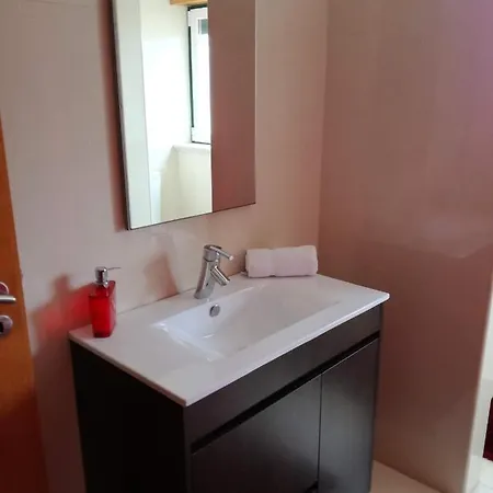 Luxury In * Nazare